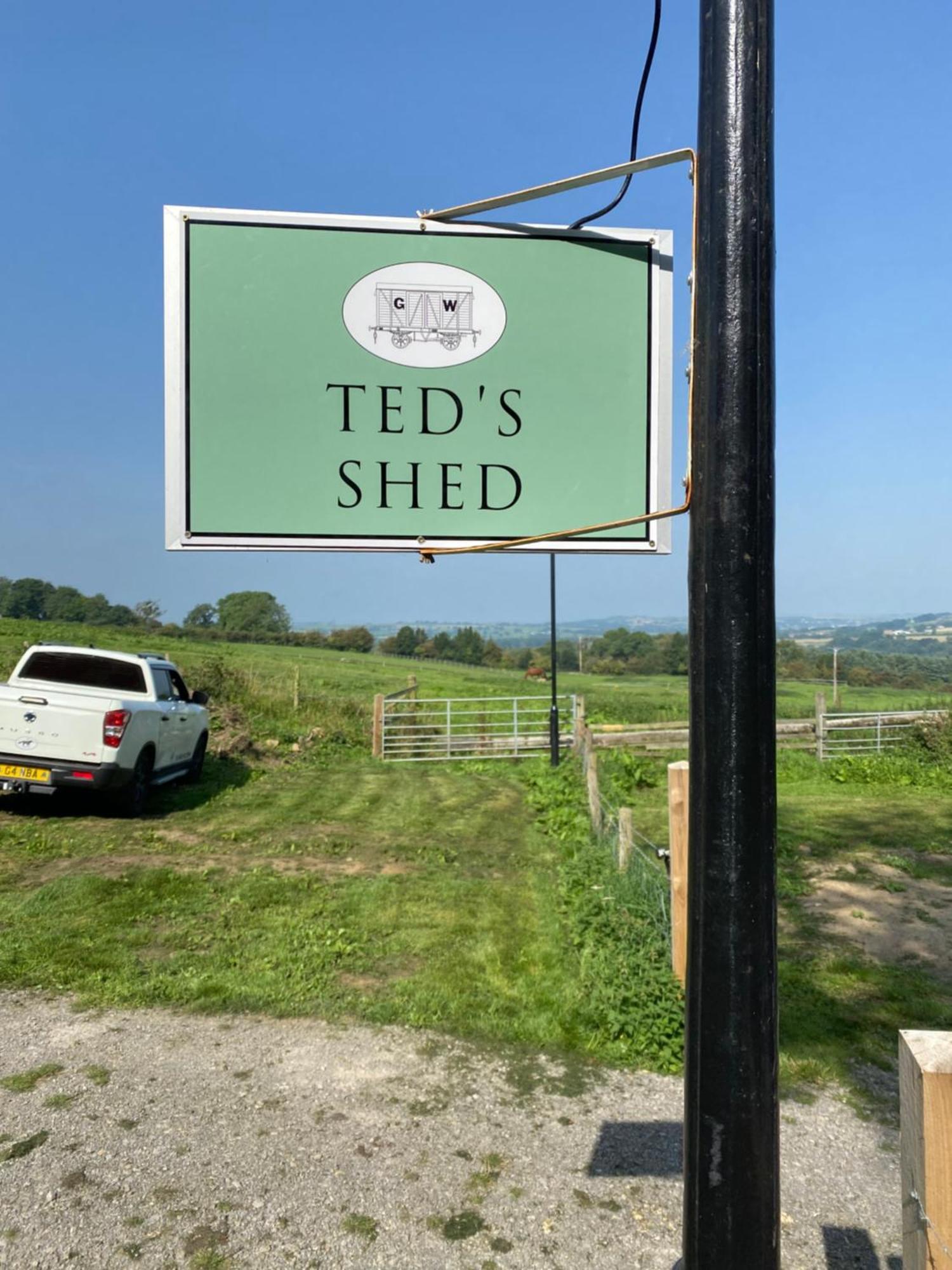 ビショップ・オークランドTed'S Shedアパートメント エクステリア 写真